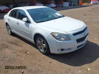 2010 Chevrolet Malibu 1LT с VIN 1G1ZC5E03AF132469, выставлен на аукционе IAAI как лот 43268375 с пробегом 433 085 миль миль и . История ставок и продаж доступна на DreamBid. Изображение 1.