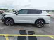 2023 Mitsubishi Outlander SE z VIN JA4J3UA88PZ060230, wystawiony jako IAAI lot #42748367 z przebiegiem 36 704 mil mil oraz . Historia ofert i sprzedaży dostępna na DreamBid. Obrazek 15.