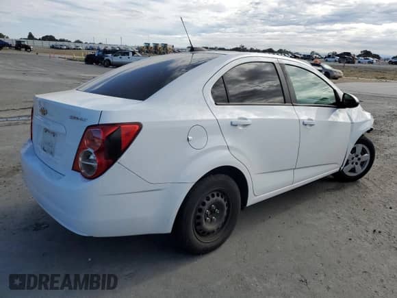2016 Chevrolet Sonic LS с VIN 1G1JA5SG3G4104826, выставлен на аукционе Copart как лот 65947875 с пробегом 62 365 миль миль и Списание • Salvage title. История ставок и продаж доступна на DreamBid. Изображение 3.