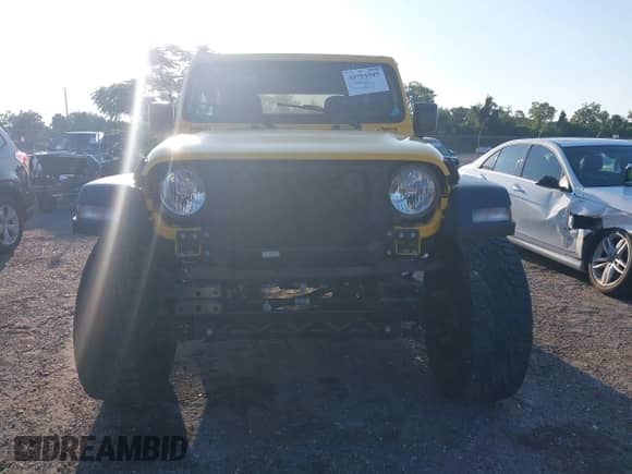 2020 Jeep Wrangler Sport S with VIN 1C4GJXAN7LW215407, listed as a IAAI auction lot 42840160 with 52,889 mi miles and . Bid and sale history available at DreamBid. Image 12.