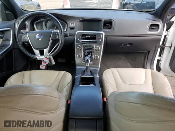2015 Volvo S60 T6 Drive-E with VIN YV149MFK8F1345555, listed as a Copart auction lot 44394993 with 109,255 mi miles and . Bid and sale history available at DreamBid. Image 8.