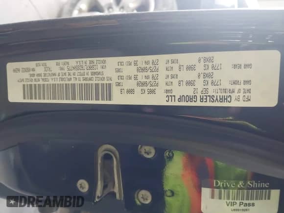 2013 Ram 1500 Big Horn z VIN 1C6RR7LT6DS504775, wystawiony jako IAAI lot #42079620 z przebiegiem 238 806 mil mil oraz . Historia ofert i sprzedaży dostępna na DreamBid. Obrazek 9.