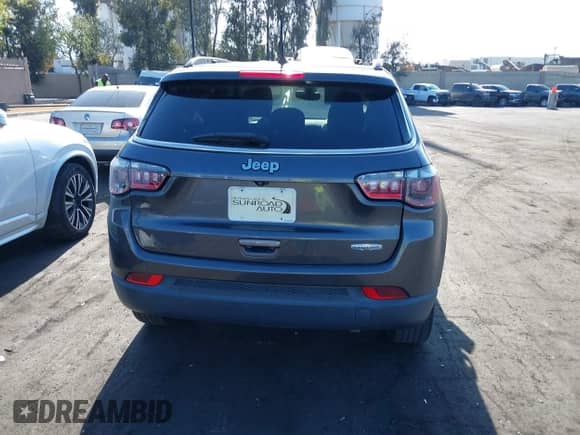 2021 Jeep Compass Altitude with VIN 3C4NJCBB1MT501815, listed as a IAAI auction lot 42272861 with 53,316 mi miles and . Bid and sale history available at DreamBid. Image 17.