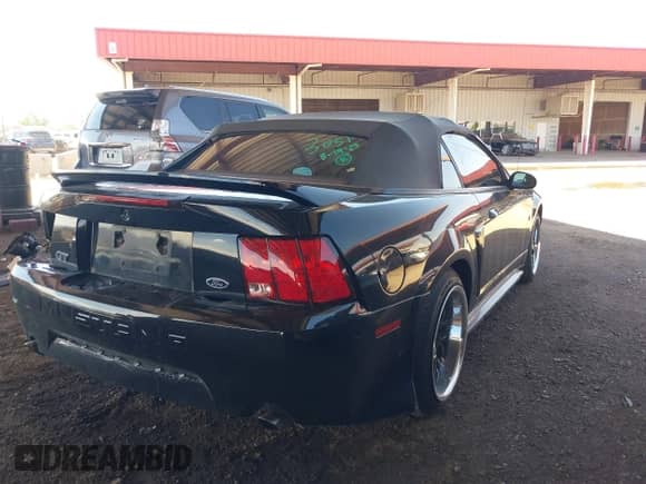 2000 Ford Mustang GT с VIN 1FAFP45X0YF268144, выставлен на аукционе IAAI как лот 43101059 с пробегом 71 791 миль миль и . История ставок и продаж доступна на DreamBid. Изображение 4.