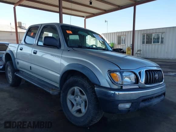 2001 Toyota Tacoma PreRunner with VIN 5TEGN92N71Z859391, listed as a IAAI auction lot 43470335 with 196,558 mi miles and . Bid and sale history available at DreamBid. Image 1.