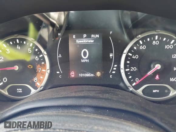 2017 Jeep Renegade Altitude with VIN ZACCJBBB3HPG31500, listed as a IAAI auction lot 42442706 with 101,098 mi miles and . Bid and sale history available at DreamBid. Image 7.