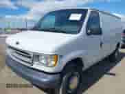 2001 Ford Econoline Cargo z VIN 1FTSE34LX1HA85240, wystawiony jako IAAI lot #41734607 z przebiegiem 216 818 mil mil oraz . Historia ofert i sprzedaży dostępna na DreamBid. Obrazek 2.