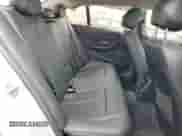 2015 BMW 3 Series 320i xDrive z VIN WBA3C3G57FNS73968, wystawiony jako Copart lot #55275765 z przebiegiem Nie podano mil oraz Szkoda całkowita • Salvage title. Historia ofert i sprzedaży dostępna na DreamBid. Obrazek 10.