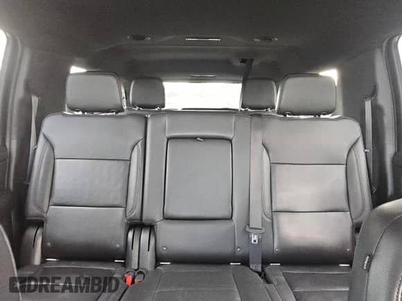 2021 Chevrolet Suburban LT with VIN 1GNSKCKD5MR215807, listed as a Copart auction lot 84585715 with 135,611 mi miles and Clean title. Bid and sale history available at DreamBid. Image 10.