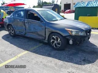 2012 Honda Accord LX с VIN 1HGCP2F37CA027833, выставлен на аукционе IAAI как лот 43365541 с пробегом 145 595 миль миль и . История ставок и продаж доступна на DreamBid. Изображение 1.