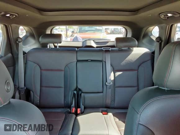 2021 Chevrolet Blazer RS z VIN 3GNKBKRS0MS533507, wystawiony jako Copart lot #66445695 z przebiegiem 103 957 mil mil oraz Czysty tytuł • Clean title. Historia ofert i sprzedaży dostępna na DreamBid. Obrazek 10.