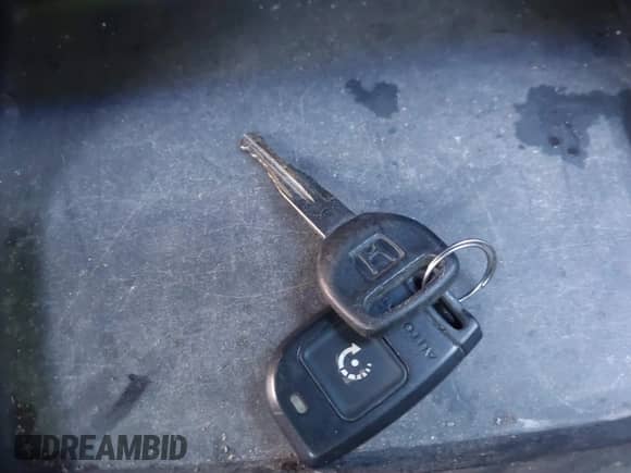 1992 Honda Accord с VIN 1HGCB7544NA131933, выставлен на аукционе IAAI как лот 41771206 с пробегом 169 813 миль миль и . История ставок и продаж доступна на DreamBid. Изображение 11.