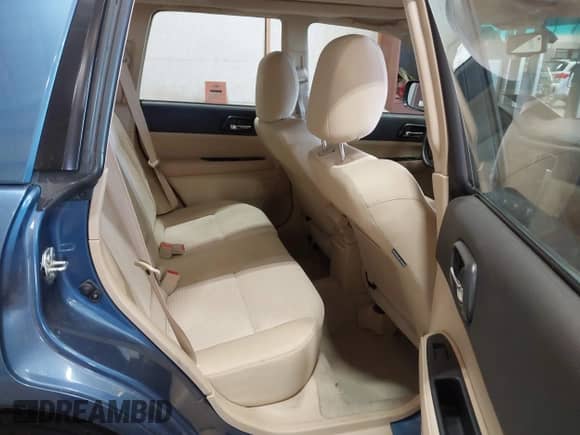 2007 Subaru Forester X с VIN JF1SG656X7H700288, выставлен на аукционе IAAI как лот 42384948 с пробегом 116 310 миль миль и . История ставок и продаж доступна на DreamBid. Изображение 8.
