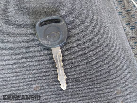 2006 Chevrolet Silverado 1500 Work Truck с VIN 3GCEK14VX6G180393, выставлен на аукционе IAAI как лот 41875043 с пробегом 107 441 миль миль и . История ставок и продаж доступна на DreamBid. Изображение 11.