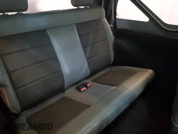 2008 Jeep Wrangler X z VIN 1J4FA24138L627219, wystawiony jako Copart lot #69300975 z przebiegiem 148 448 mil mil oraz Czysty tytuł • Clean title. Historia ofert i sprzedaży dostępna na DreamBid. Obrazek 10.