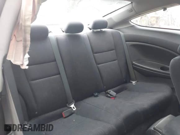 2012 Honda Accord LX-S z VIN 1HGCS1B39CA015827, wystawiony jako IAAI lot #43388583 z przebiegiem 126 790 mil mil oraz . Historia ofert i sprzedaży dostępna na DreamBid. Obrazek 8.