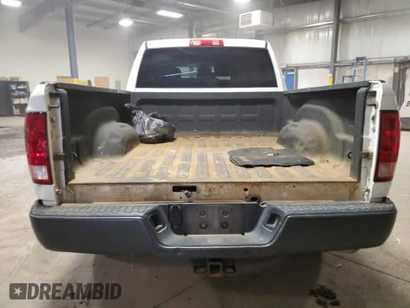 2014 Ram 1500 Tradesman z VIN 1C6RR6FT5ES264870, wystawiony jako Copart lot #61561345 z przebiegiem 159 436 mil mil oraz Czysty tytuł • Clean title. Historia ofert i sprzedaży dostępna na DreamBid. Obrazek 6.