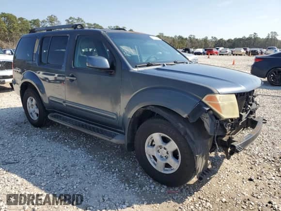 2005 Nissan Pathfinder SE z VIN 5N1AR18U05C714039, wystawiony jako Copart lot #47400015 z przebiegiem 163 519 mil mil oraz Czysty tytuł • Clean title. Historia ofert i sprzedaży dostępna na DreamBid. Obrazek 4.