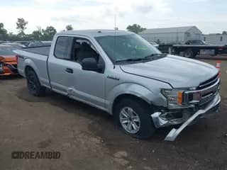 2018 Ford F-150 XL z VIN 1FTEX1EB2JKD23294, wystawiony jako IAAI lot #42882365 z przebiegiem 124 973 mil mil oraz . Historia ofert i sprzedaży dostępna na DreamBid. Obrazek 1.