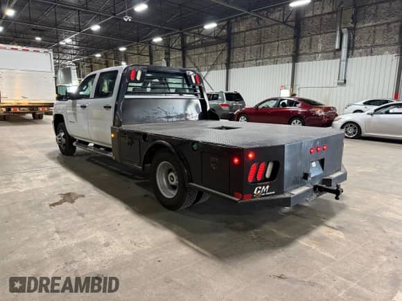 2017 Chevrolet Silverado 3500HD Work Truck with VIN 1GB4KYCY1HF268531, listed as a Copart auction lot 62195545 with 272,154 mi miles and Clean title. Bid and sale history available at DreamBid. Image 3.