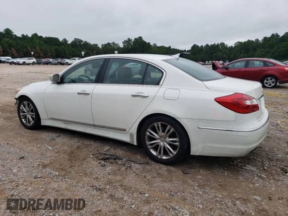 2012 Hyundai Genesis 4.6L z VIN KMHGC4DFXCU168457, wystawiony jako Copart lot #69048555 z przebiegiem 137 790 mil mil oraz Szkoda całkowita • Salvage title. Historia ofert i sprzedaży dostępna na DreamBid. Obrazek 2.
