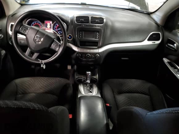 2015 Dodge Journey SXT with VIN 3C4PDDBG6FT554448, listed as a Copart auction lot 84176315 with 187,448 mi miles and Clean title. Bid and sale history available at DreamBid. Image 8.