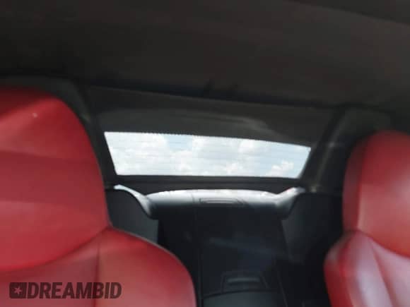 2005 BMW Z4 3.0i с VIN 4USBT53595LT28652, выставлен на аукционе IAAI как лот 43022558 с пробегом 78 980 миль миль и . История ставок и продаж доступна на DreamBid. Изображение 8.