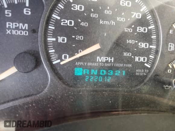 2002 GMC Sierra 1500 SLE z VIN 1GTEK14T22Z282327, wystawiony jako Copart lot #68859635 z przebiegiem 222 012 mil mil oraz Szkoda całkowita • Salvage title. Historia ofert i sprzedaży dostępna na DreamBid. Obrazek 9.