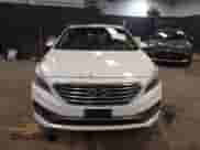 2016 Hyundai Sonata Limited с VIN 5NPE34AF7GH436302, выставлен на аукционе IAAI как лот 42259678 с пробегом 71 924 миль миль и . История ставок и продаж доступна на DreamBid. Изображение 12.