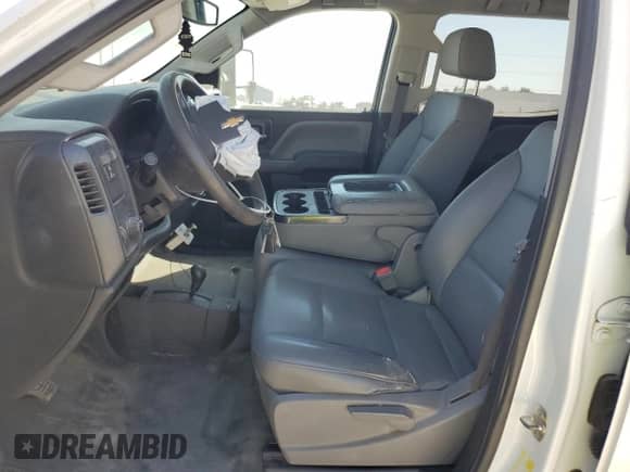 2019 Chevrolet Silverado 2500HD Work Truck z VIN 1GC1KREG8KF109055, wystawiony jako Copart lot #75825714 z przebiegiem 67 394 mil mil oraz Szkoda całkowita • Salvage title. Historia ofert i sprzedaży dostępna na DreamBid. Obrazek 7.