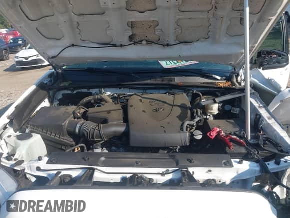 2021 Toyota Tacoma SR5 with VIN 3TMAZ5CN8MM152710, listed as a IAAI auction lot 43148239 with 40,000 mi miles and . Bid and sale history available at DreamBid. Image 10.
