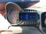2015 Chevrolet Sonic LT с VIN 1G1JC5SB7F4186010, выставлен на аукционе IAAI как лот 42090389 с пробегом 135 091 миль миль и . История ставок и продаж доступна на DreamBid. Изображение 7.
