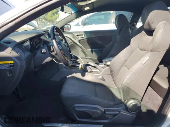 2013 Hyundai Genesis Coupe 2.0T с VIN KMHHT6KD1DU095532, выставлен на аукционе Copart как лот 81520715 с пробегом 129 783 миль миль и Чистый • Clean title. История ставок и продаж доступна на DreamBid. Изображение 7.