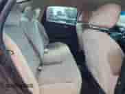 2013 Chevrolet Impala LS z VIN 2G1WF5E3XD1253287, wystawiony jako Copart lot #68584925 z przebiegiem 186 826 mil mil oraz Czysty tytuł • Clean title. Historia ofert i sprzedaży dostępna na DreamBid. Obrazek 10.