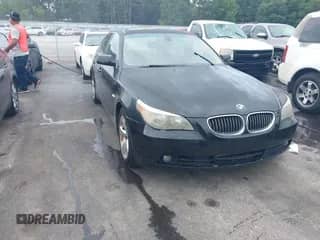 2007 BMW 5 Series 525i с VIN WBANE53527CY06598, выставлен на аукционе IAAI как лот 42969010 с пробегом 147 651 миль миль и . История ставок и продаж доступна на DreamBid. Изображение 1.