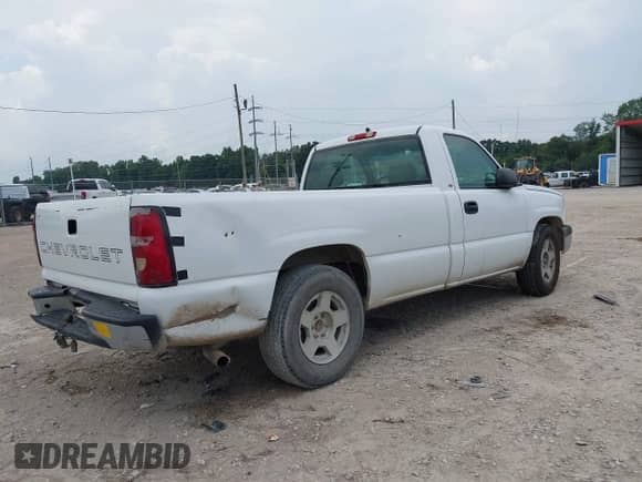 2005 Chevrolet Silverado 1500 Work Truck с VIN 1GCEC14V15Z190743, выставлен на аукционе IAAI как лот 43042629 с пробегом 102 189 миль миль и . История ставок и продаж доступна на DreamBid. Изображение 4.