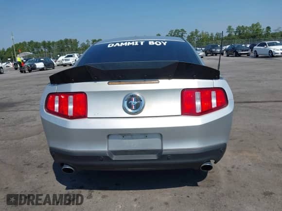 2012 Ford Mustang V6 with VIN 1ZVBP8AM7C5220275, listed as a IAAI auction lot 43152834 with 211,238 mi miles and . Bid and sale history available at DreamBid. Image 16.