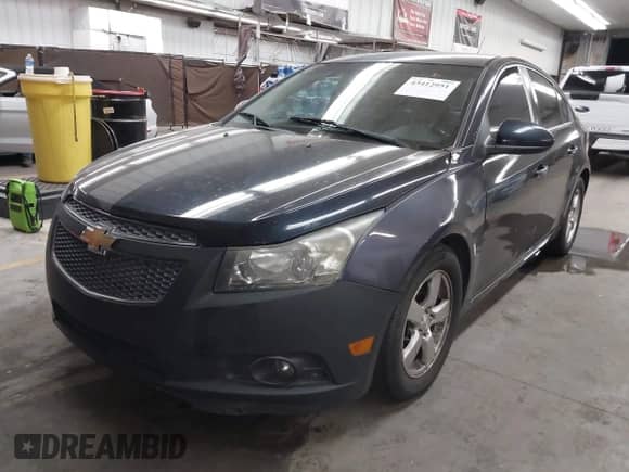 2014 Chevrolet Cruze LTZ с VIN 1G1PG5SB2E7113462, выставлен на аукционе IAAI как лот 43412951 с пробегом 133 666 миль миль и . История ставок и продаж доступна на DreamBid. Изображение 2.