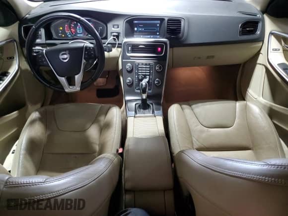 2014 Volvo S60 T5 с VIN YV1612FS4E1292839, выставлен на аукционе Copart как лот 71454085 с пробегом 139 948 миль миль и Списание • Salvage title. История ставок и продаж доступна на DreamBid. Изображение 8.