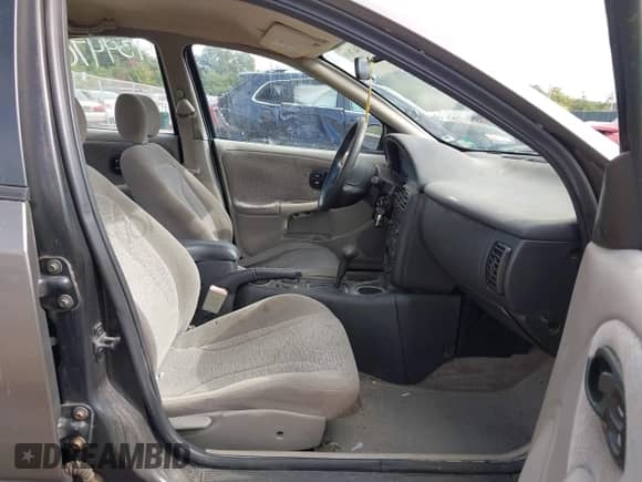 2000 Saturn SL with VIN 1G8ZK5273YZ233882, listed as a IAAI auction lot 43447019 with Not provided miles and . Bid and sale history available at DreamBid. Image 5.
