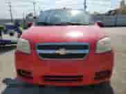 2010 Chevrolet Aveo 1LT z VIN KL1TD5DE8AB073392, wystawiony jako Copart lot #75133104 z przebiegiem 215 478 mil mil oraz Czysty tytuł • Clean title. Historia ofert i sprzedaży dostępna na DreamBid. Obrazek 5.