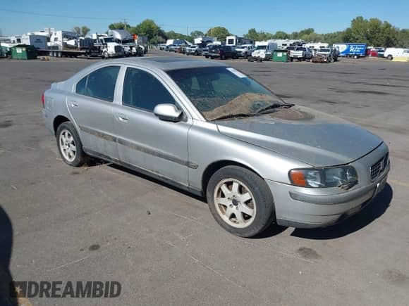 2002 Volvo S60 с VIN YV1RH58DX22138019, выставлен на аукционе IAAI как лот 43306351 с пробегом 314 852 миль миль и . История ставок и продаж доступна на DreamBid. Изображение 1.