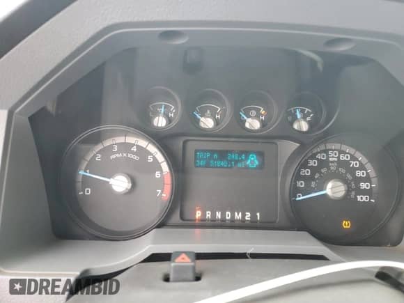 2013 Ford F-250 XL with VIN 1FDBF2A66DEB65447, listed as a Copart auction lot 84931104 with 51,842 mi miles and Clean title. Bid and sale history available at DreamBid. Image 9.