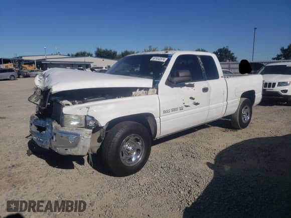 1998 Dodge 1500 с VIN 1B7HC13Y0WJ170668, выставлен на аукционе Copart как лот 67412374 с пробегом 277 071 миль миль и Списание • Salvage title. История ставок и продаж доступна на DreamBid. Изображение 1.