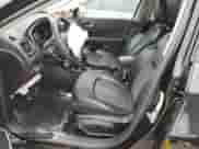 2019 Jeep Compass Altitude with VIN 3C4NJCBB2KT706637, listed as a Copart auction lot 86140265 with 161,415 mi miles and Salvage title. Bid and sale history available at DreamBid. Image 7.