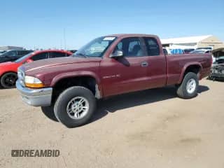 2000 Dodge Dakota Sport with VIN 1B7GG22NXYS547713, listed as a Copart auction lot 69386895 with 118,074 mi miles and Salvage title. Bid and sale history available at DreamBid. Image 1.