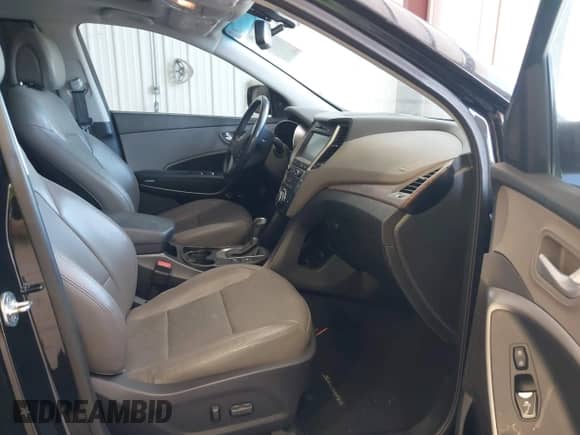2018 Hyundai Santa Fe 2.4L с VIN 5NMZUDLB3JH057150, выставлен на аукционе IAAI как лот 42471006 с пробегом 108 315 миль миль и . История ставок и продаж доступна на DreamBid. Изображение 5.