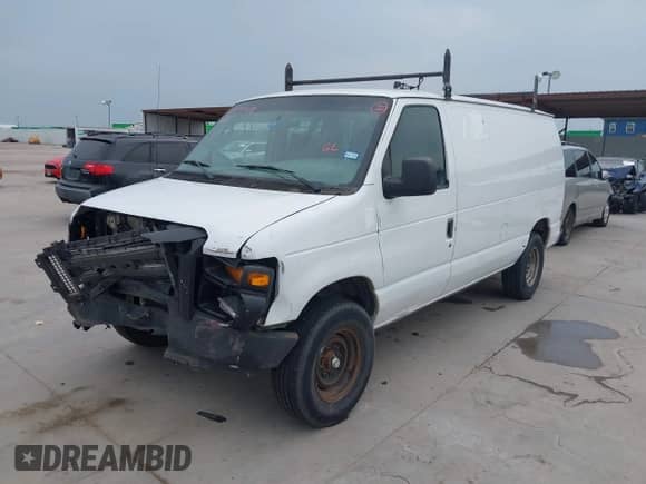 2008 Ford Econoline Cargo Commercial z VIN 1FTSE34L98DA08053, wystawiony jako IAAI lot #42277418 z przebiegiem 248 717 mil mil oraz . Historia ofert i sprzedaży dostępna na DreamBid. Obrazek 2.