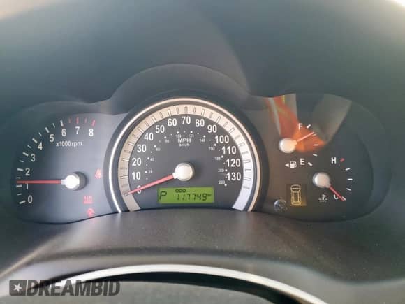 2007 Hyundai Entourage GLS с VIN KNDMC233676031528, выставлен на аукционе Copart как лот 68035215 с пробегом 117 749 миль миль и Чистый • Clean title. История ставок и продаж доступна на DreamBid. Изображение 9.
