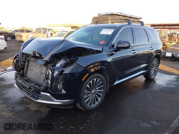 2023 Hyundai Palisade Calligraphy с VIN KM8R74GE6PU537689, выставлен на аукционе IAAI как лот 41151656 с пробегом 23 392 миль миль и . История ставок и продаж доступна на DreamBid. Изображение 18.